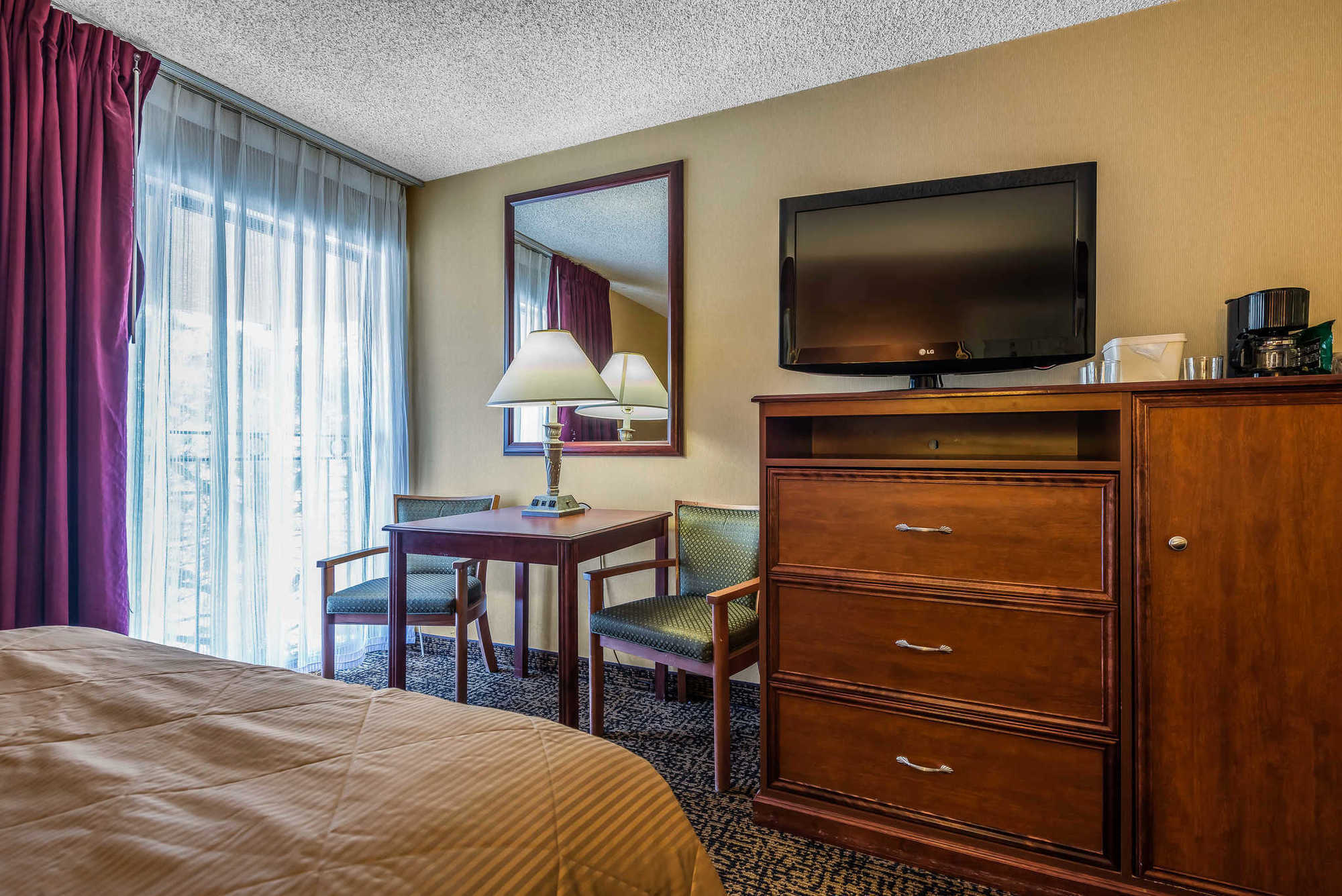 Clarion & Conference Center Hotel Colorado Springs