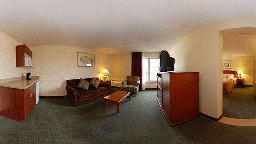 Clarion & Conference Center Hotel Colorado Springs