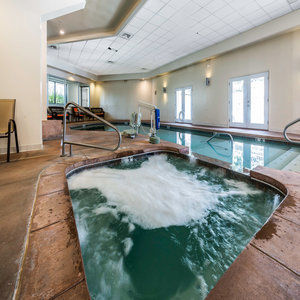 Hotel Clarion & Conference Center 3*