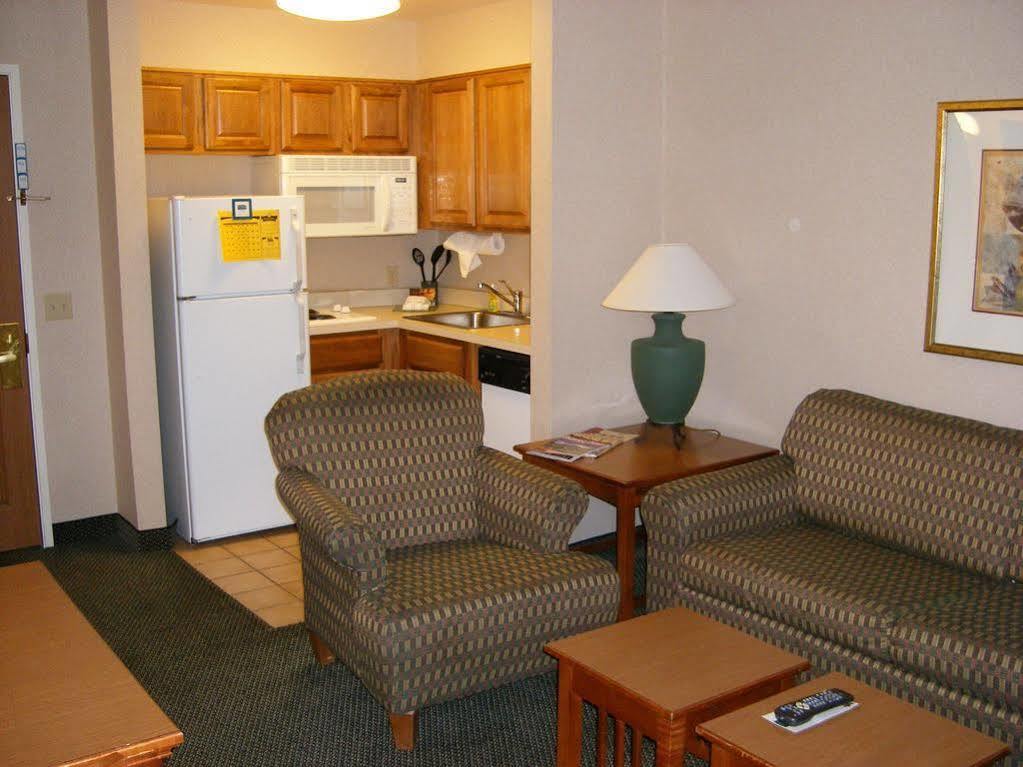 Staybridge North By Ihg 3*