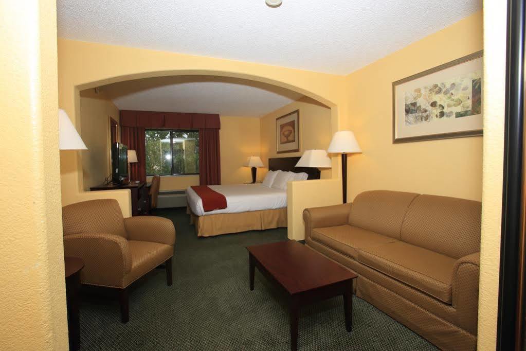 Staybridge North By Ihg 3*