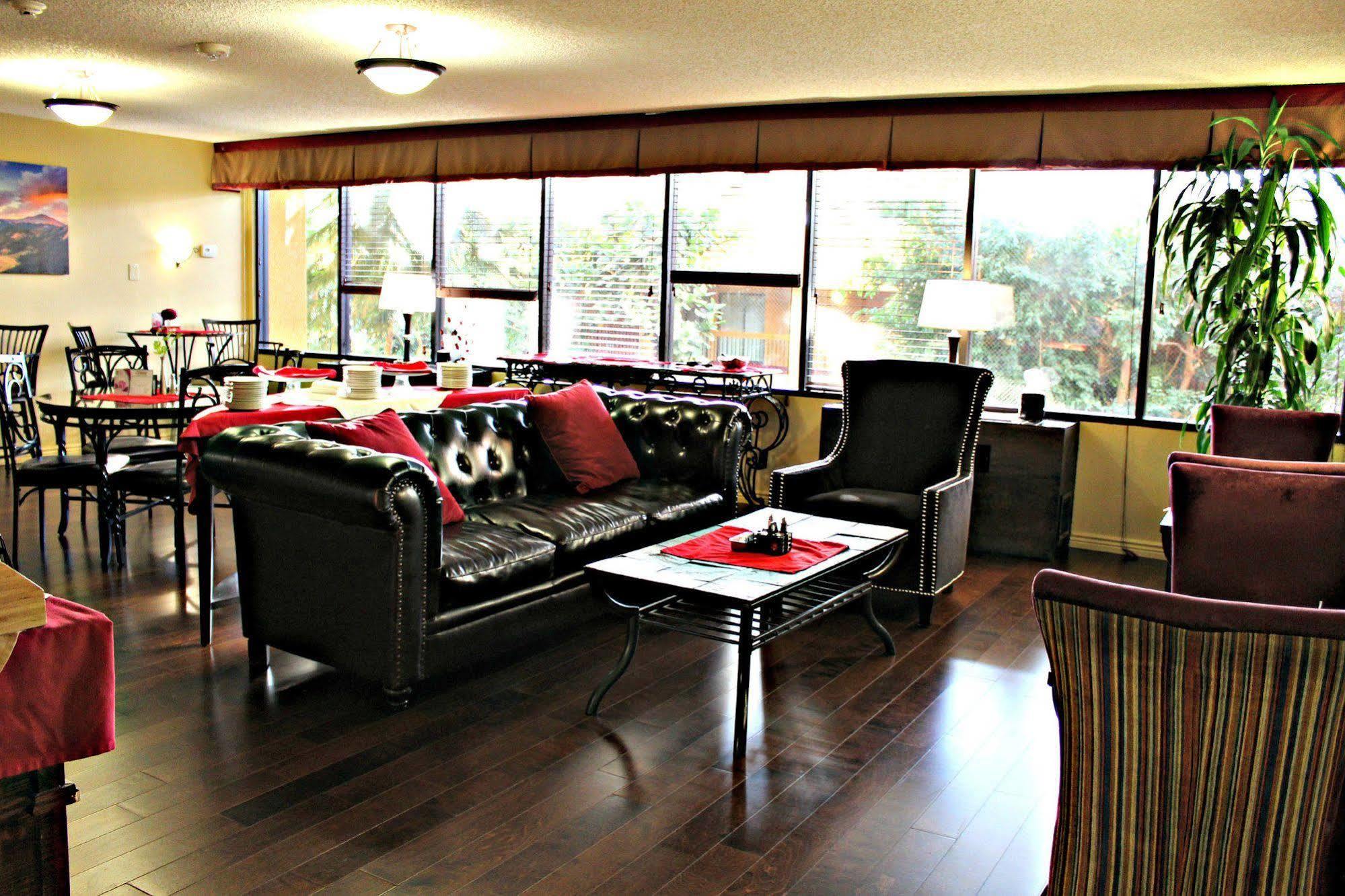 Alta 3* Colorado Springs