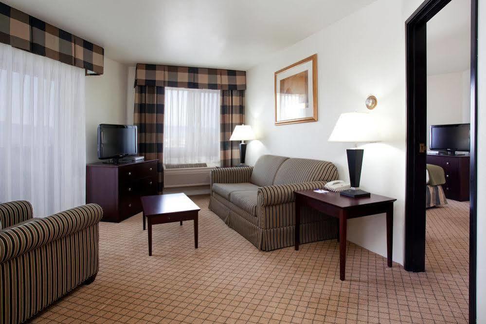 - Airport By Ihg Hotel