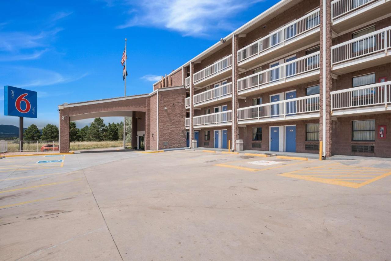 Hotel 6-colorado Springs, Co - Air Force Academy