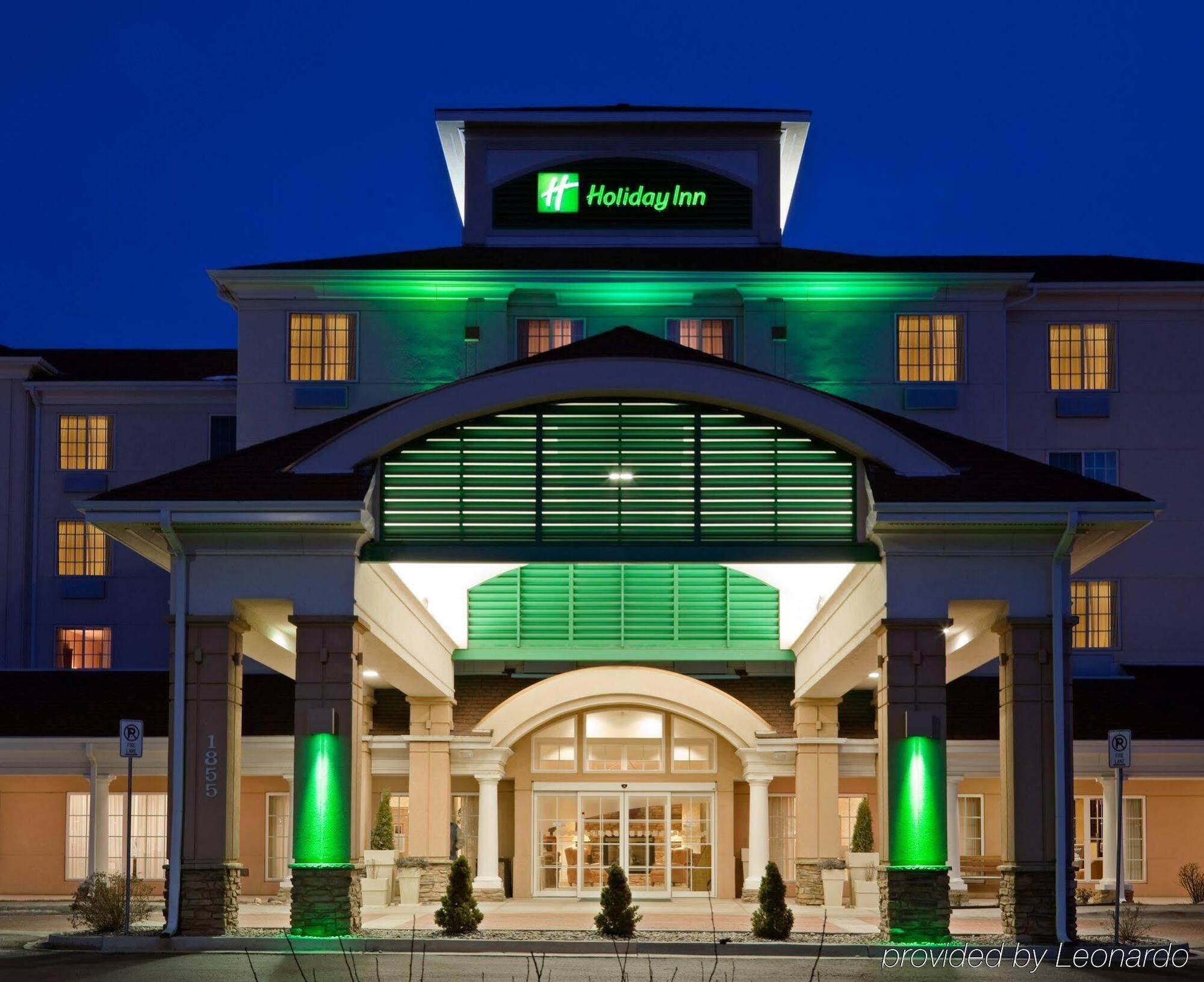 - Airport By Ihg Hotel 3*