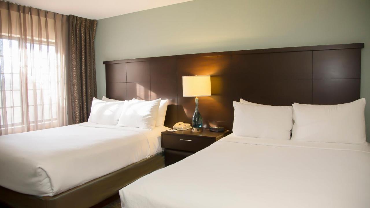 Staybridge North By Ihg Hotel 3*