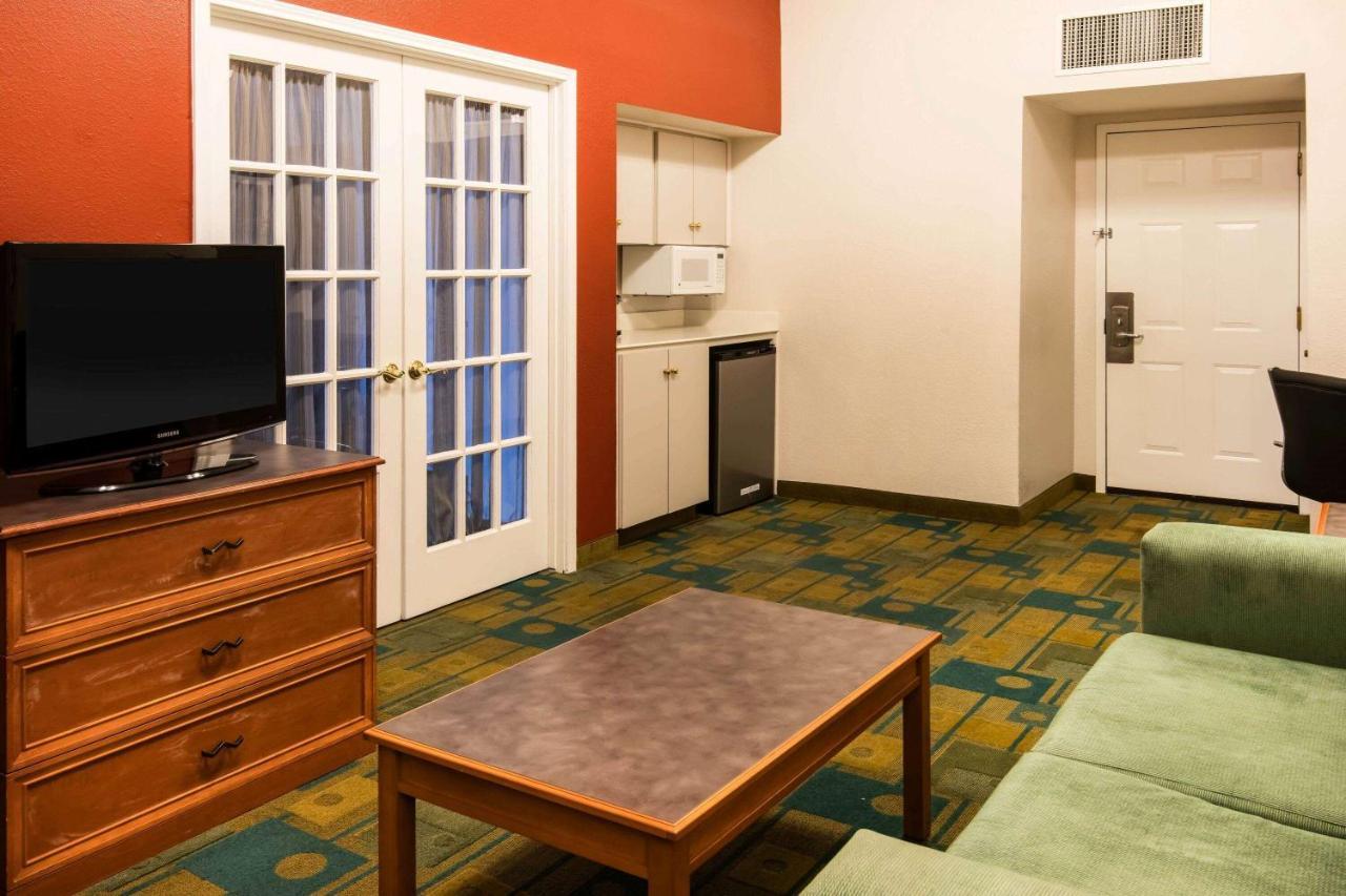 Hotel La Quinta By Wyndham Garden Of The Gods Colorado Springs