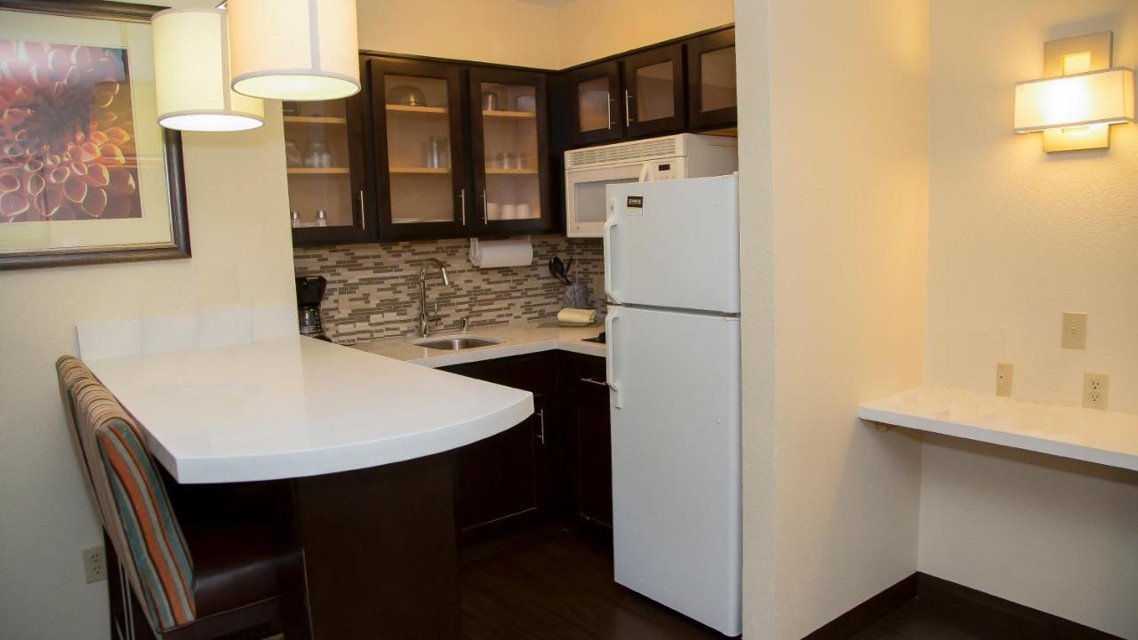 Staybridge North By Ihg Hotel
