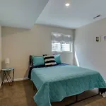 Bright & Private 2-Bedroom 1100-Sqft Cos Apartment