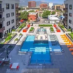 Colorado Springs Luxurious Unit With Mountain View