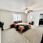 New, Pet-Friendly, Cozy Home!
