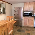 Your Comfy Home In Colorado Springs