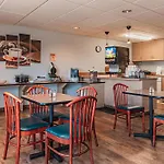 Travelodge By Wyndham Colorado Springs Airport - Peterson Sfb
