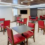 Holiday Inn Express & Suites Colorado Springs-Airport By Ihg