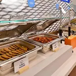 Holiday Inn Express & Suites Colorado Springs-Airport By Ihg