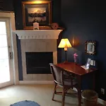 Old Town Guesthouse B & B