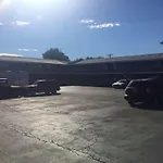 Chateau Motel