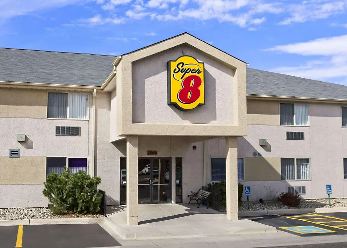 Super 8 By Wyndham Colorado Springs Airport