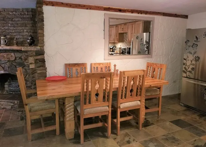 Your Comfy Home In Colorado Springs