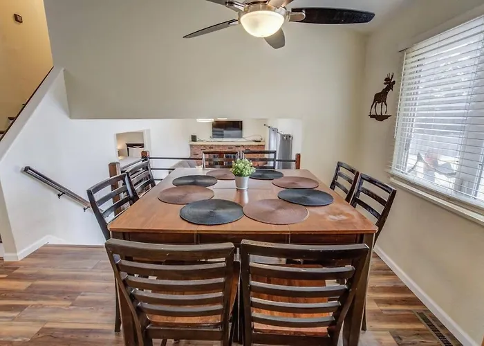 Spacious 4Bd Dog-Friendly Home Near Usaf Academy