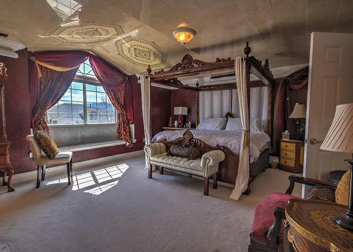 Gateway To Luxury, 5,573Sf, 5Br, 2Ks & 4Qs Beds, 4Ba, 3Fp, Sleeps 12