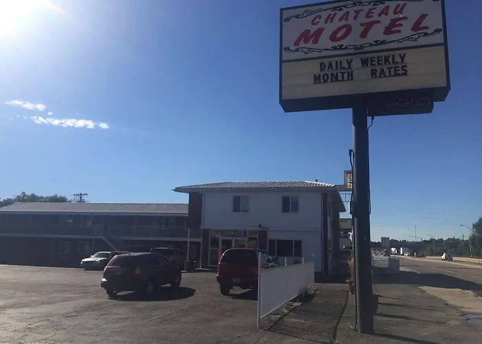 Chateau Motel