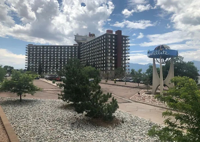 Satellite Hotel
