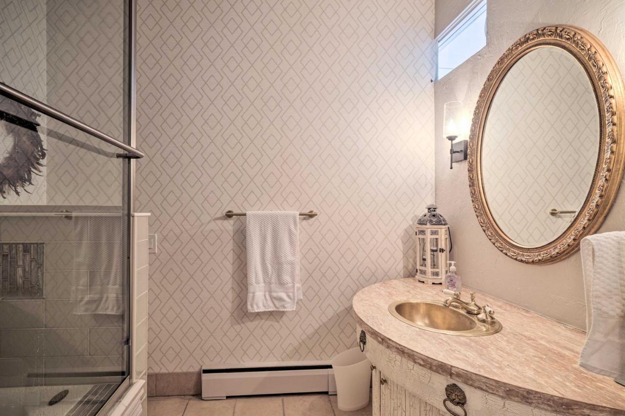 Pet-friendly Co Springs With Koi Pond And Patio *