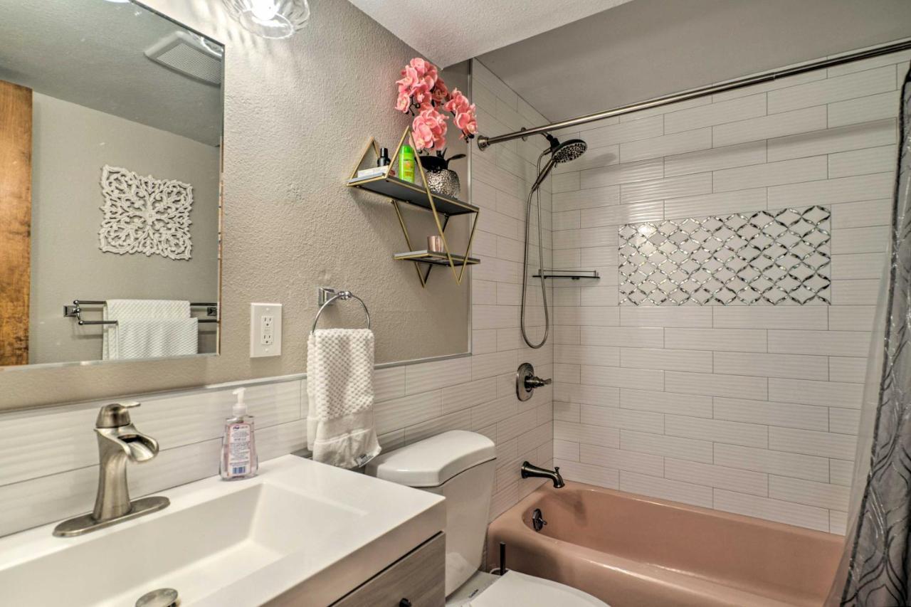 Holiday home Pet-friendly Co Springs With Koi Pond And Patio *