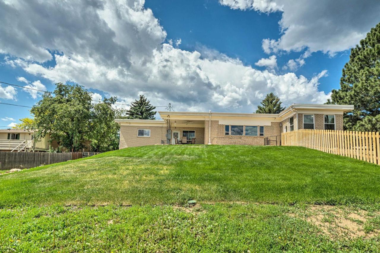 Pet-friendly Co Springs With Koi Pond And Patio