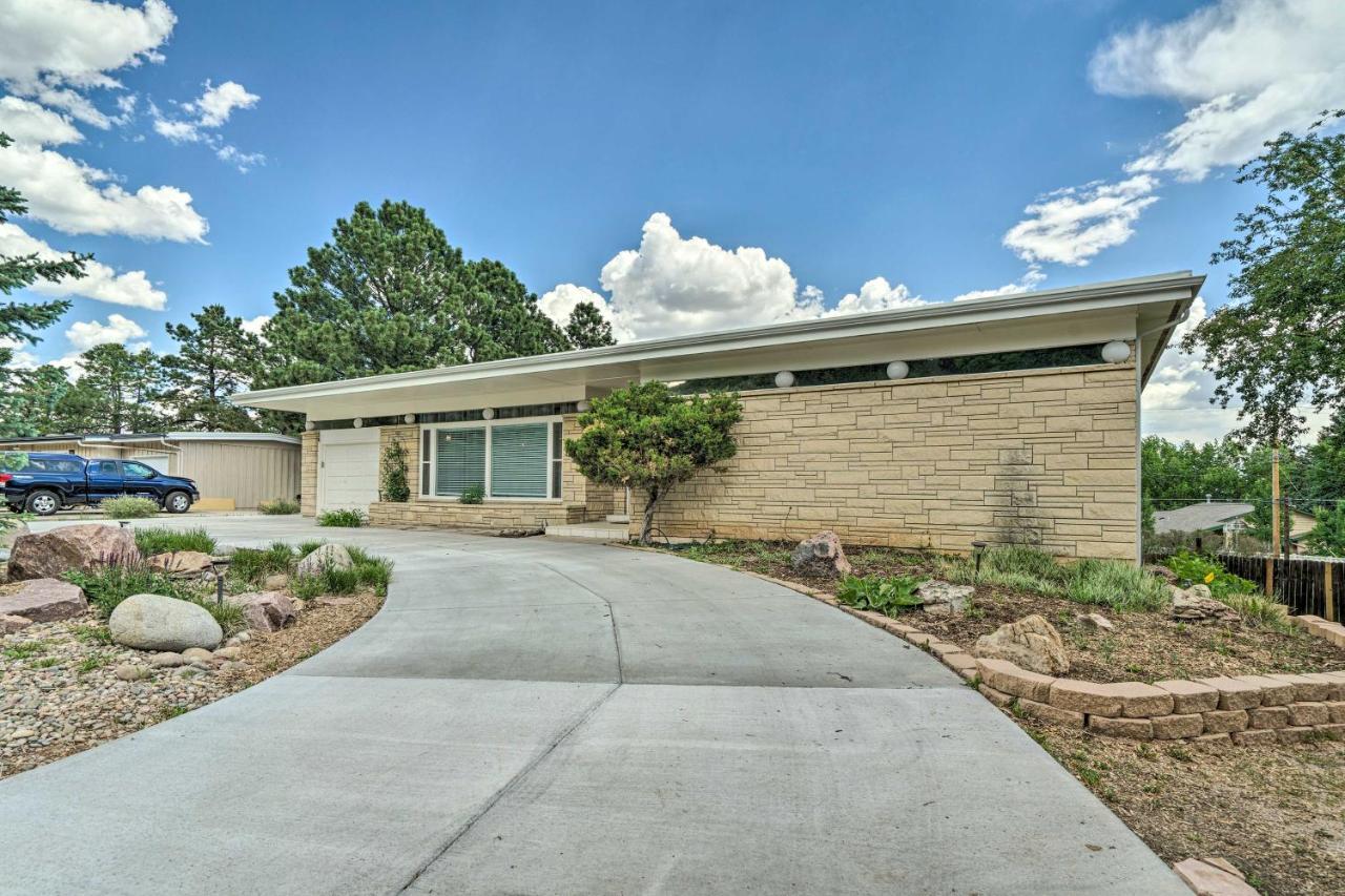 Pet-friendly Co Springs With Koi Pond And Patio Holiday home