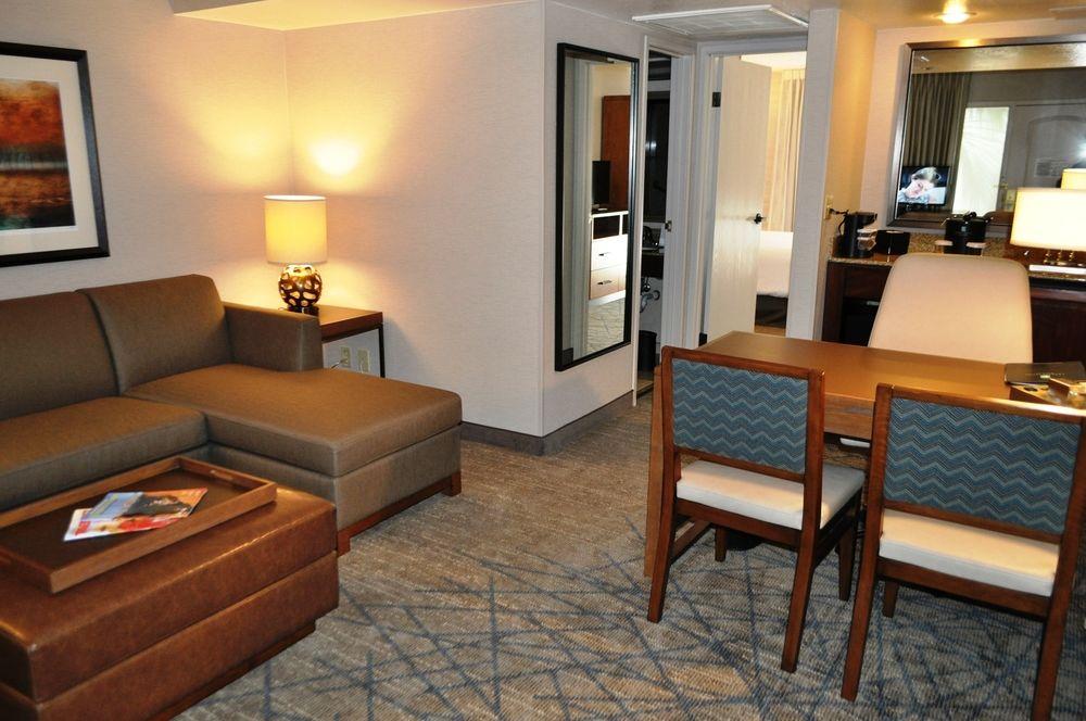 Embassy By Hilton Colorado Springs