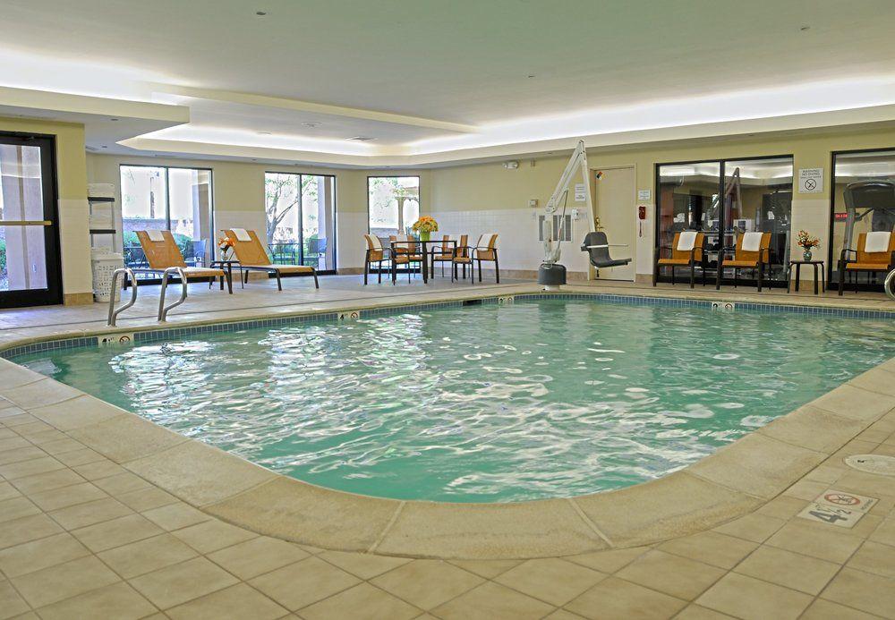 Hotel Courtyard By Marriott South 3*