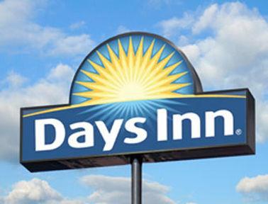 Days By Wyndham Airport Colorado Springs