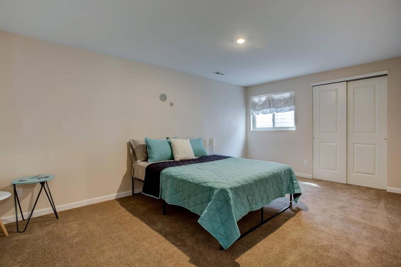 Bright & Private 2-bedroom 1100-sqft Cos Apartment Colorado Springs
