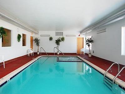 Hotel Econo Airport/colorado Springs 2*