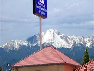 Baymont By Wyndham Garden Of The Gods Hotel 3*