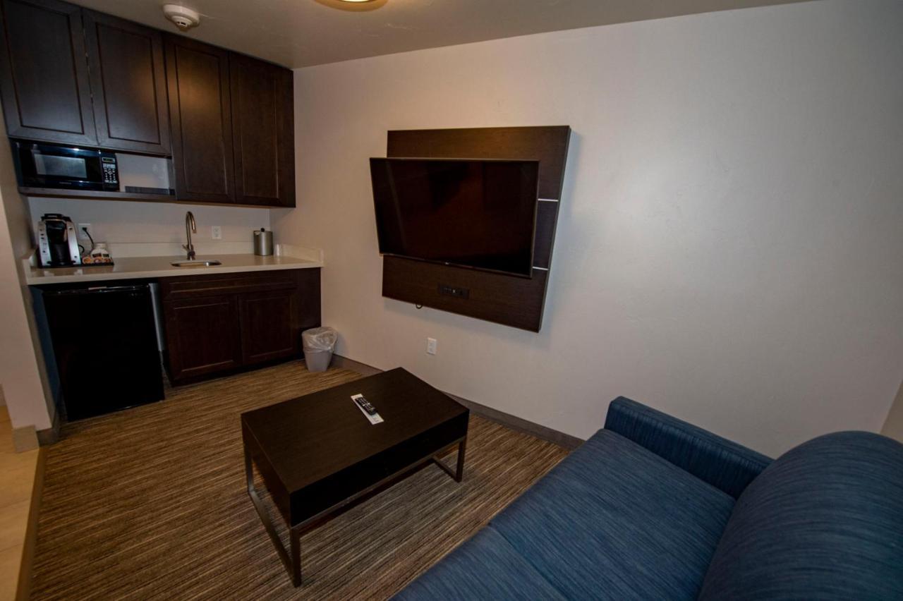 Hotel Express & - Afa Northgate By Ihg Colorado Springs