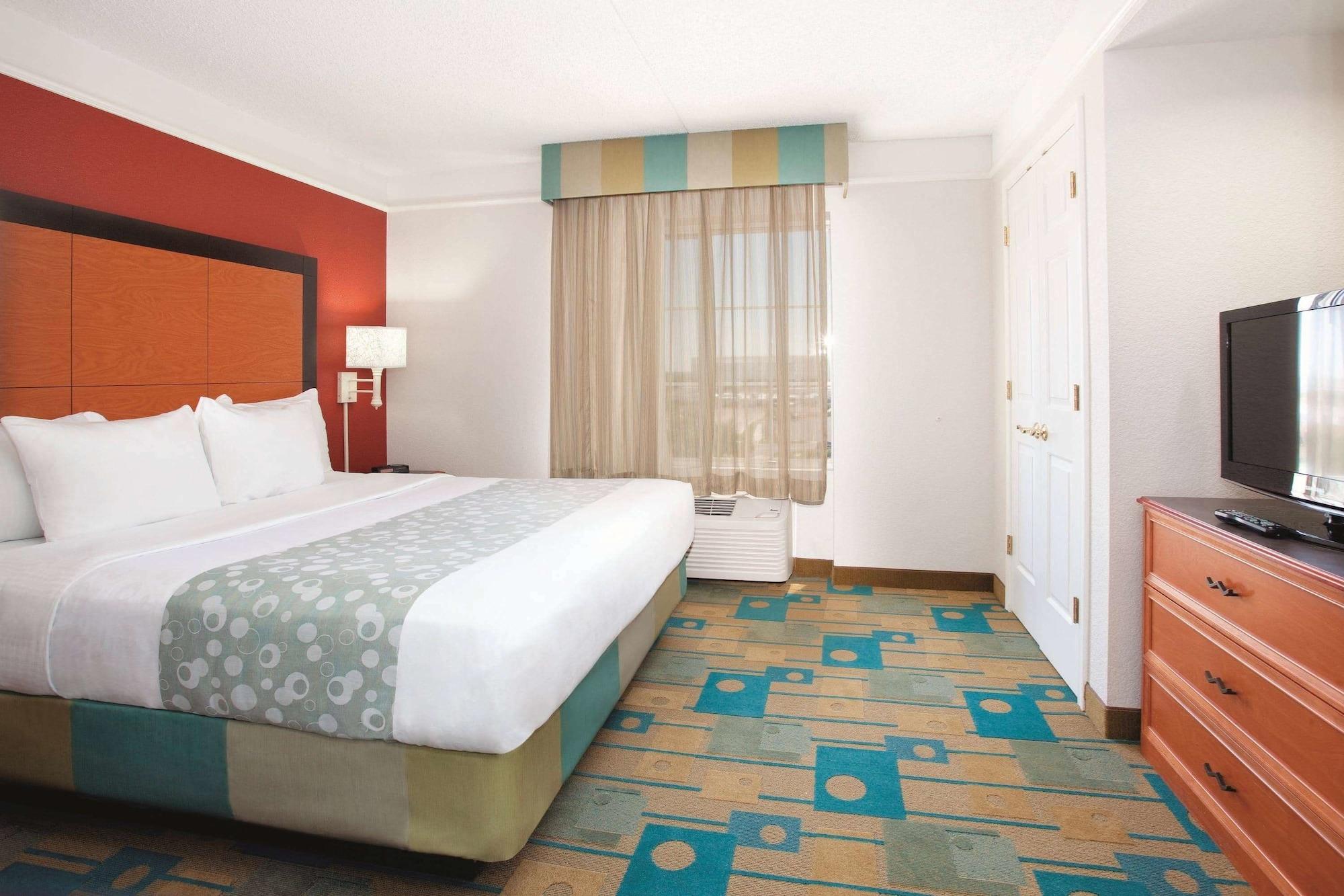 La Quinta By Wyndham South Airport Hotel 3*