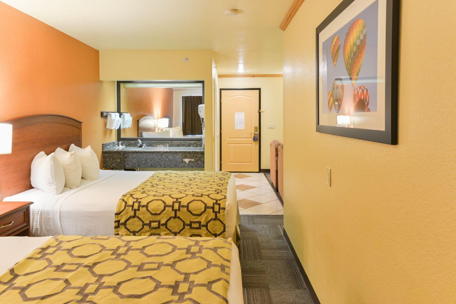 Hotel Baymont By Wyndham Garden Of The Gods Colorado Springs