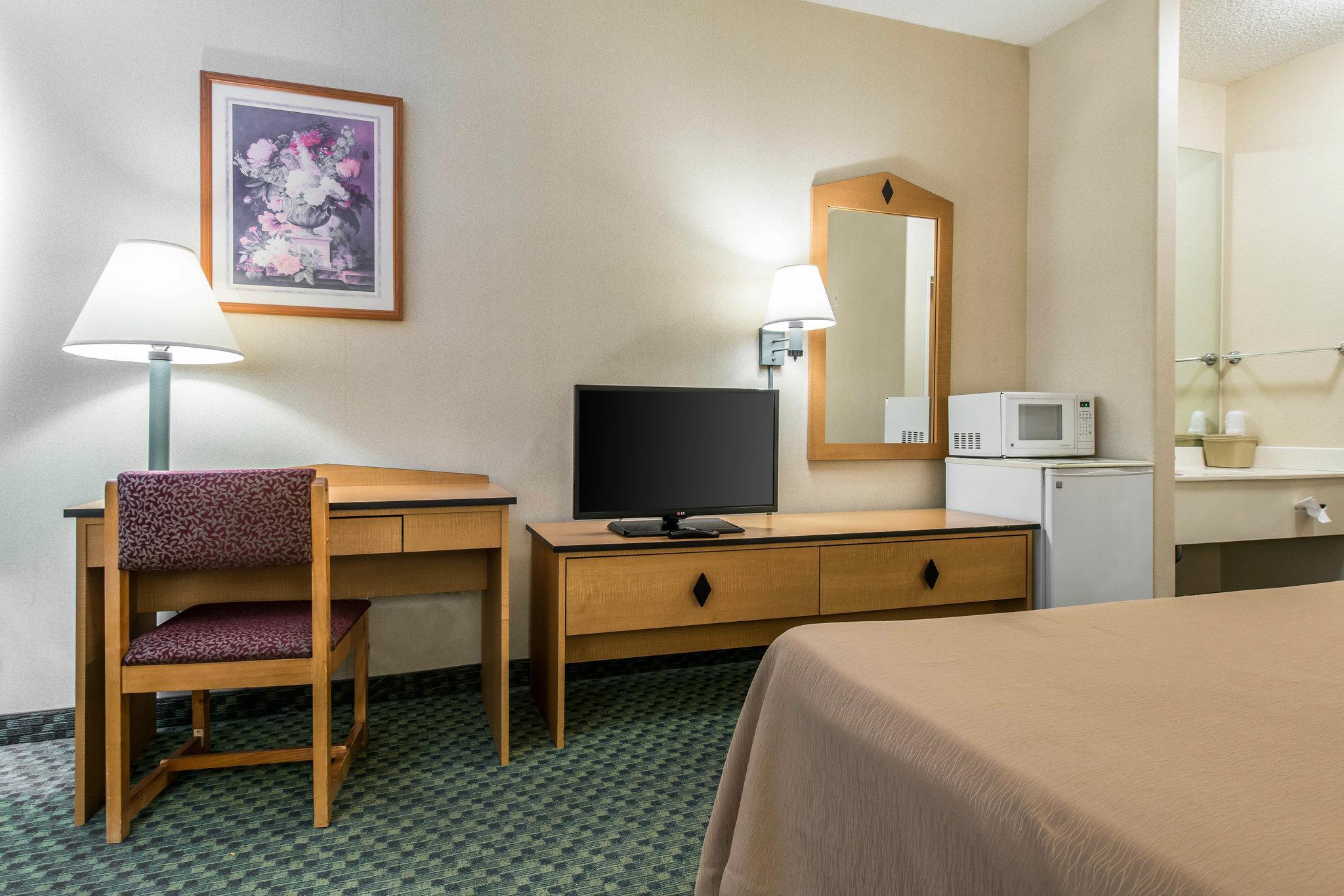 Econo Airport/colorado Springs Hotel