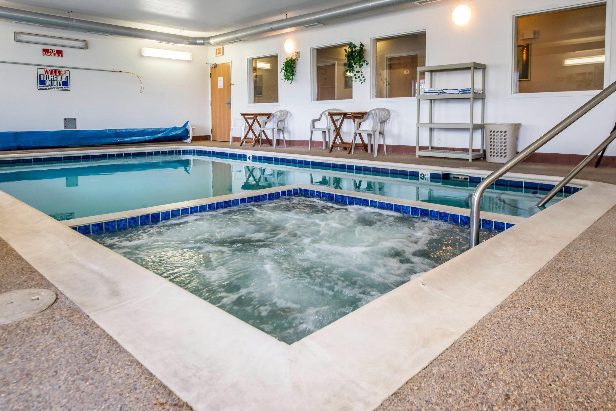 Hotel Econo Airport/colorado Springs 2*