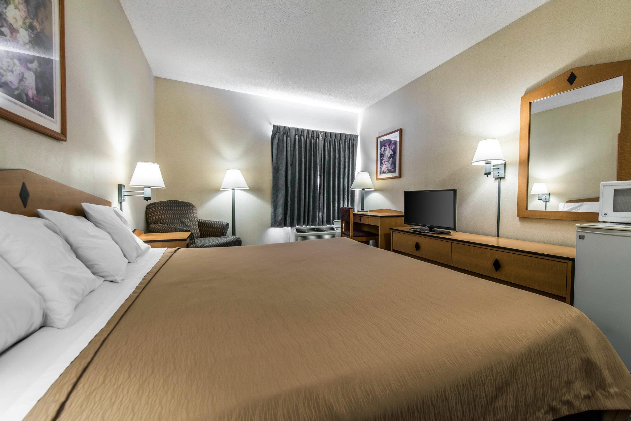 Econo Airport/colorado Springs Hotel