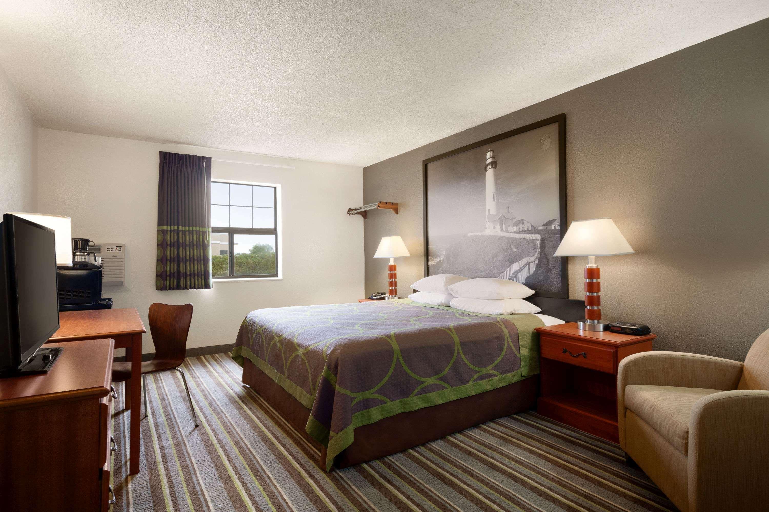 Hotel Super 8 By Wyndham Colorado Springs/afa Area Colorado Springs