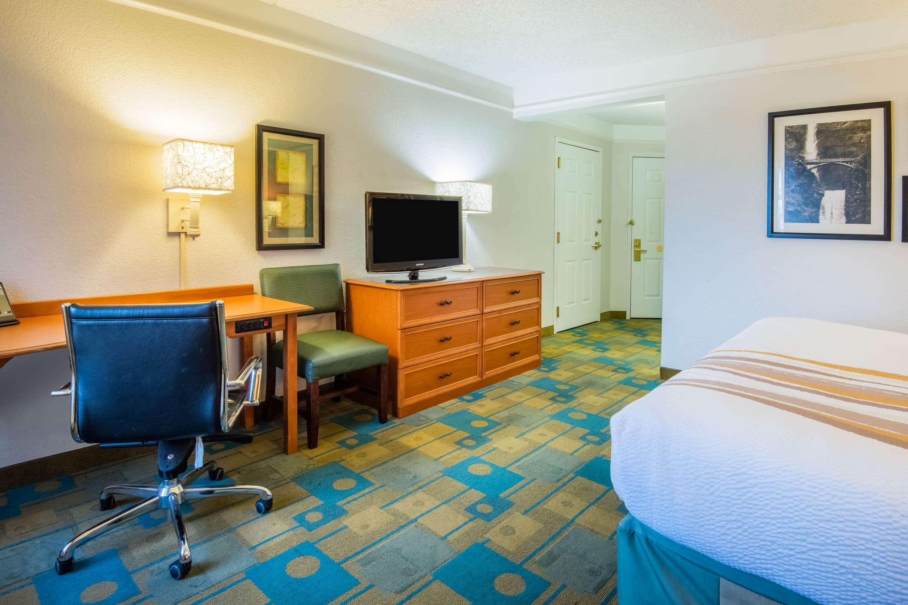 Hotel La Quinta By Wyndham South Airport