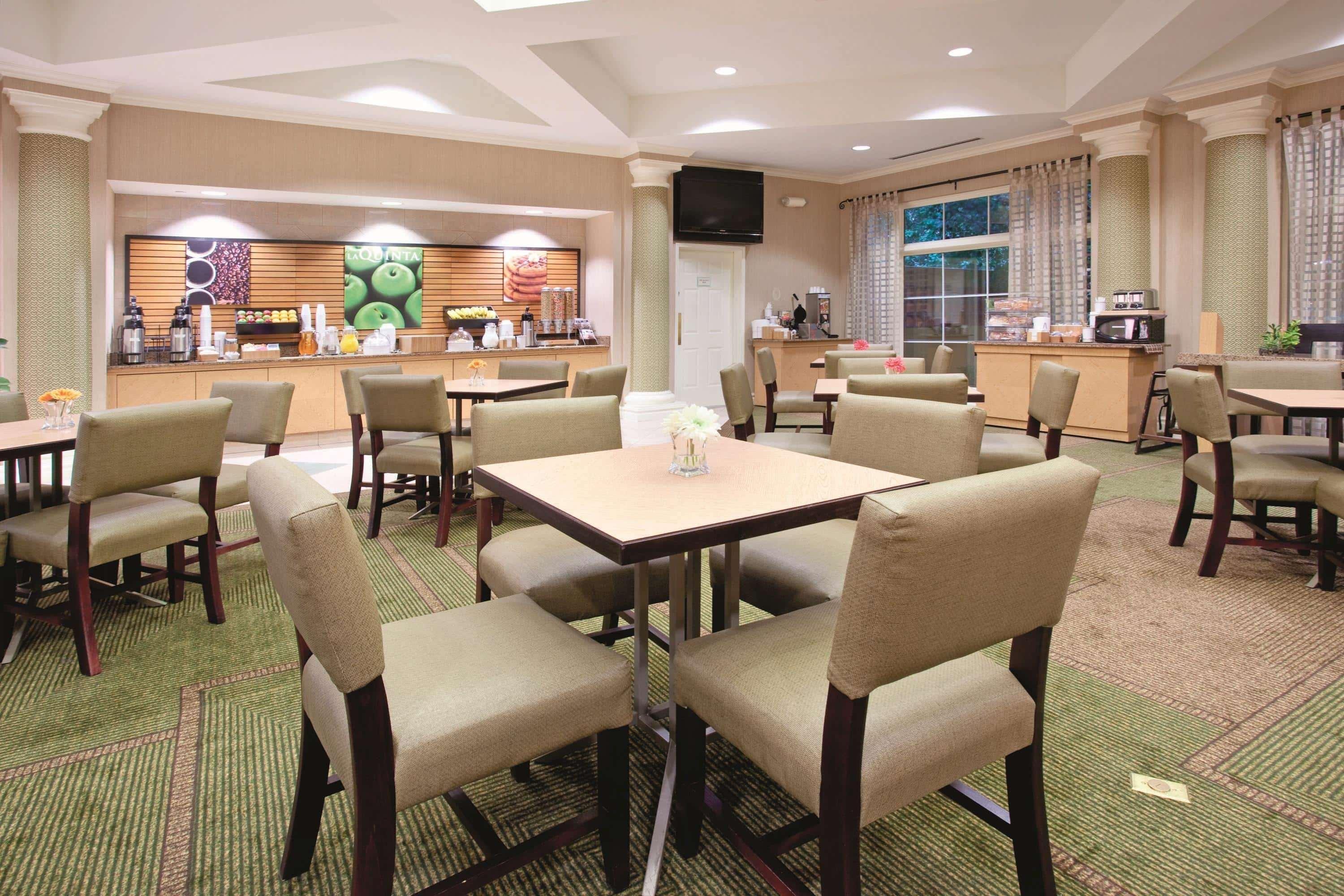 La Quinta By Wyndham South Airport