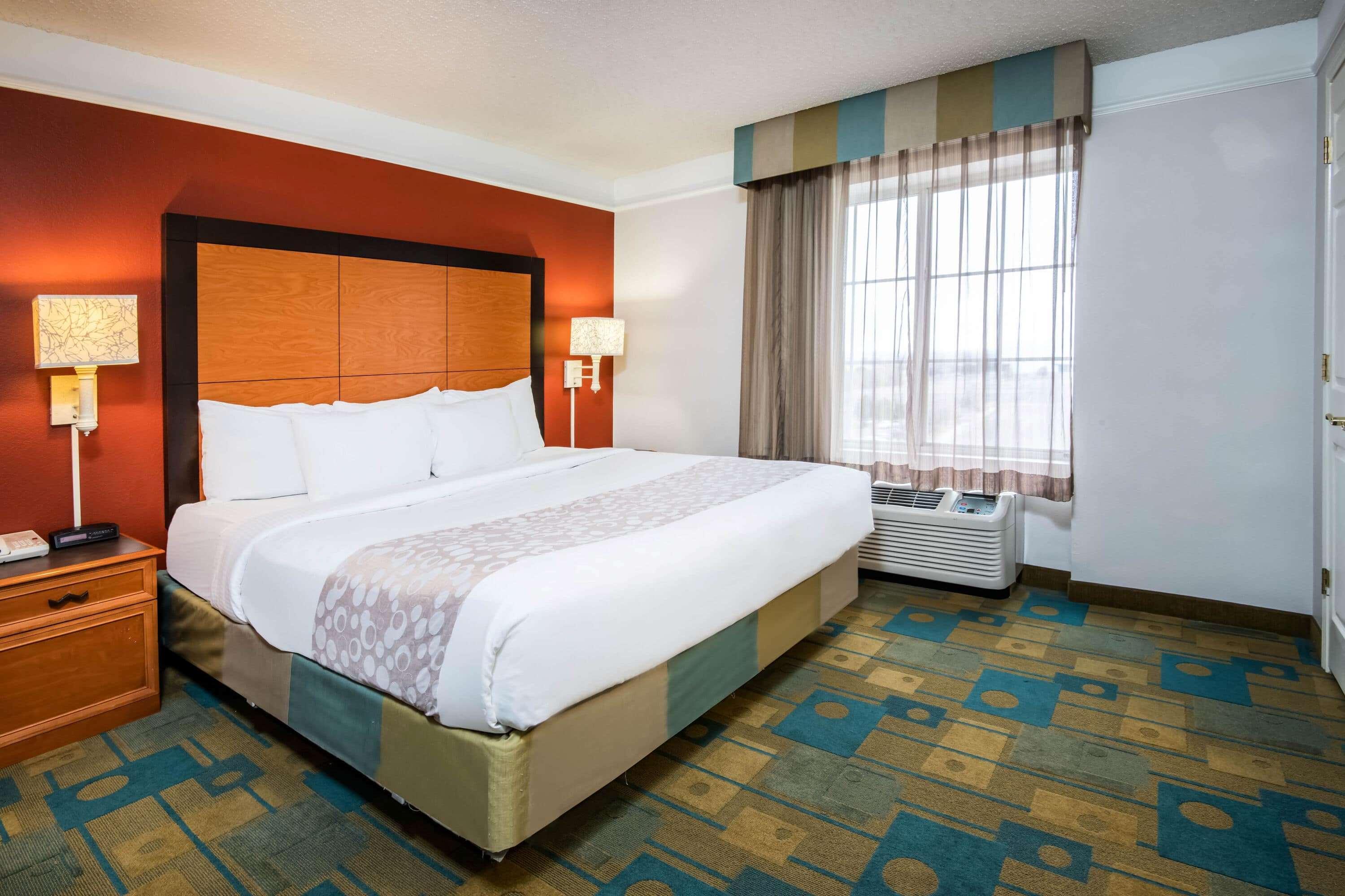 Hotel La Quinta By Wyndham South Airport 3*