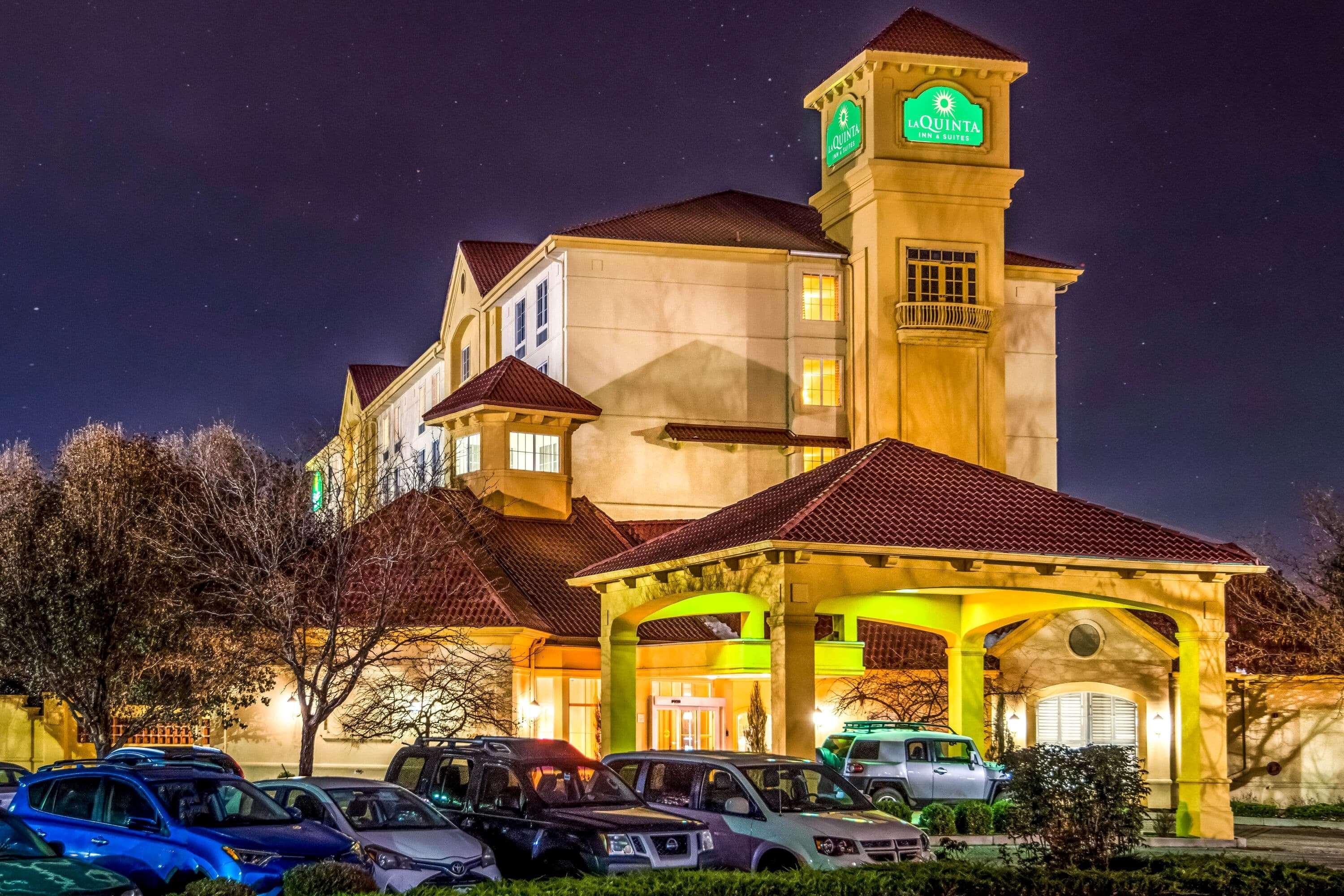 La Quinta By Wyndham South Airport Hotel 3*