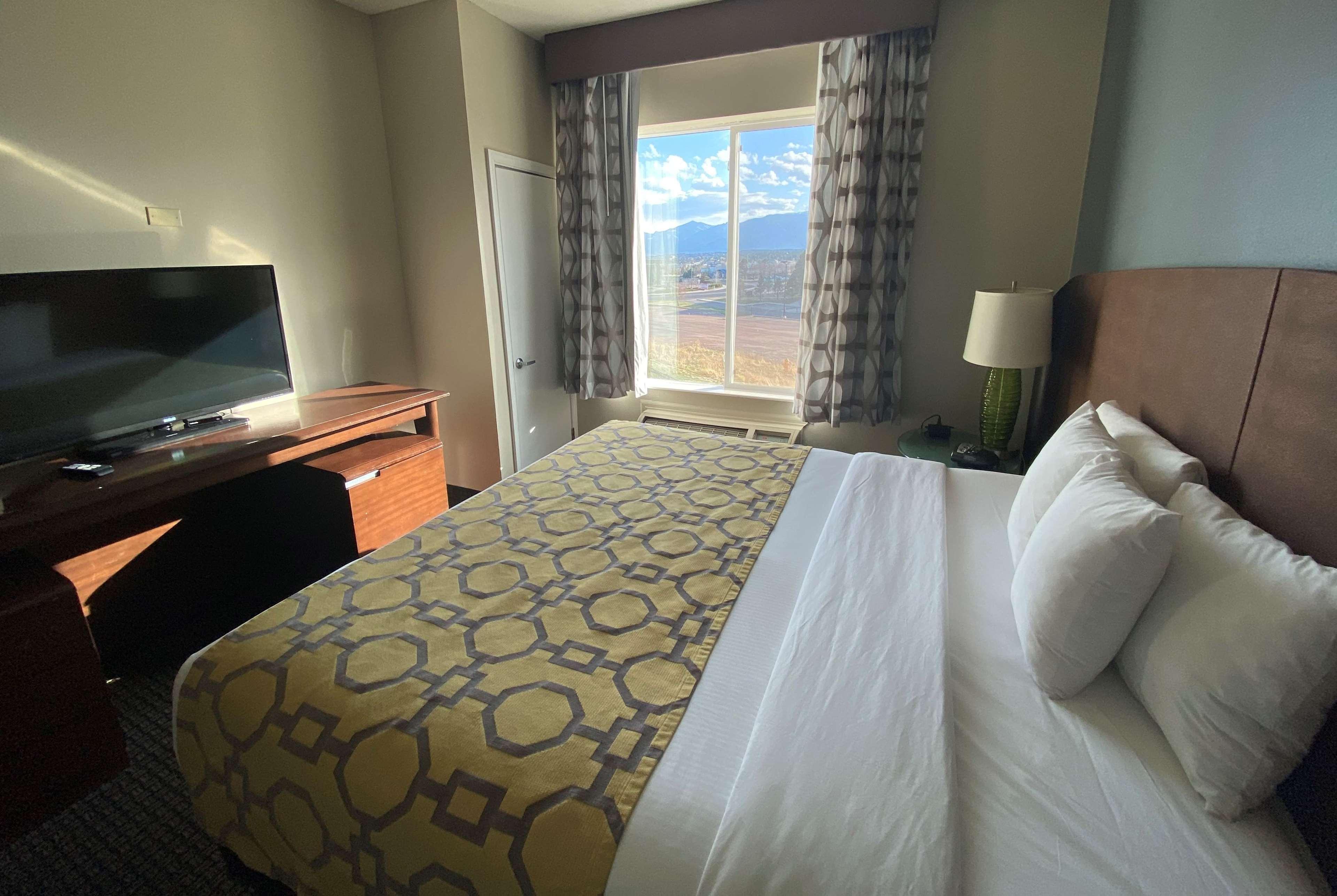 Baymont By Wyndham Colorado Springs