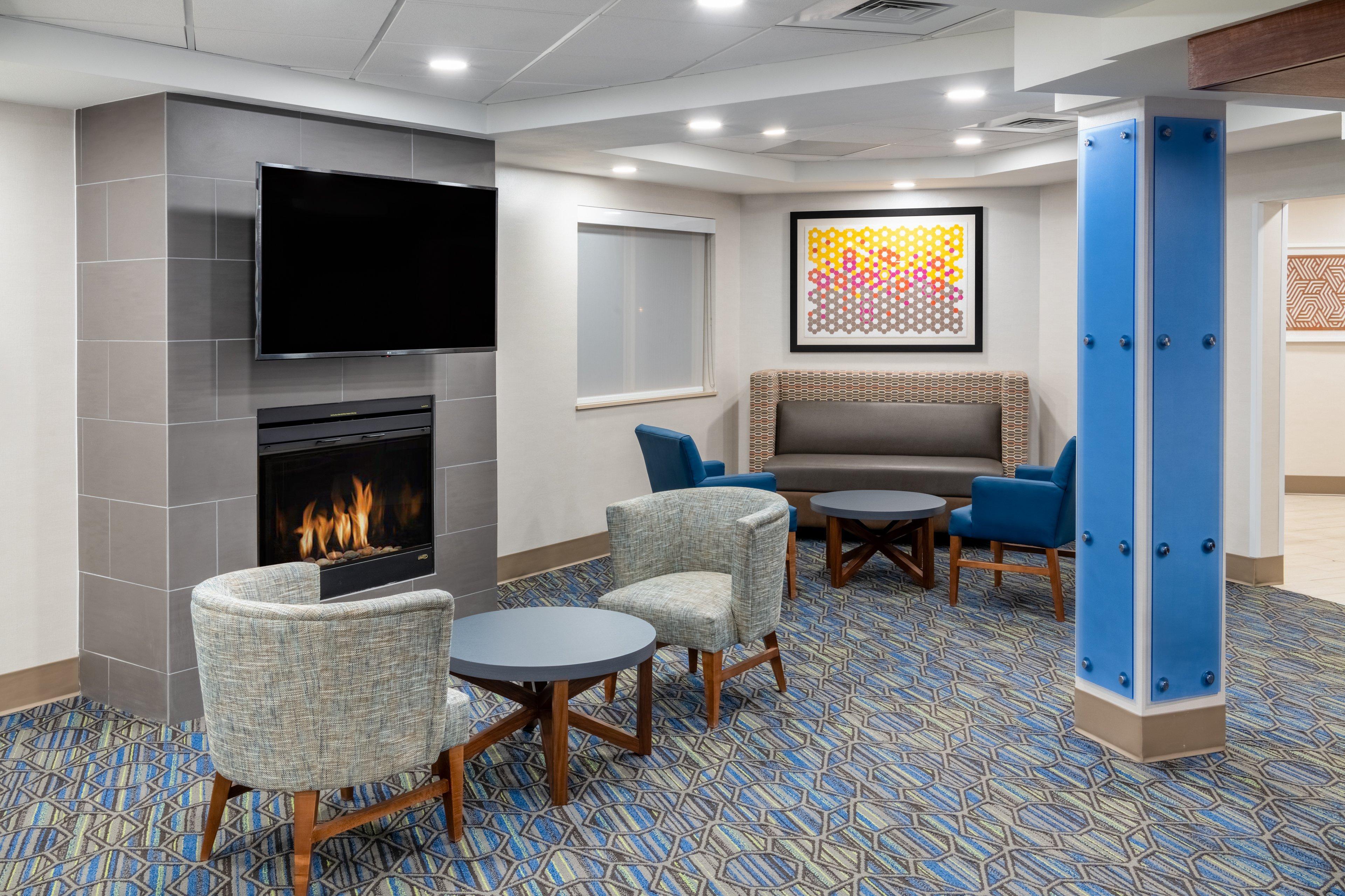 Express & Colorado Springs-airport By Ihg Hotel